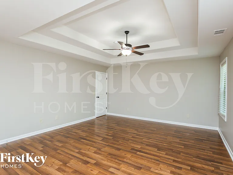 254 Cypress Pl — Photo 11