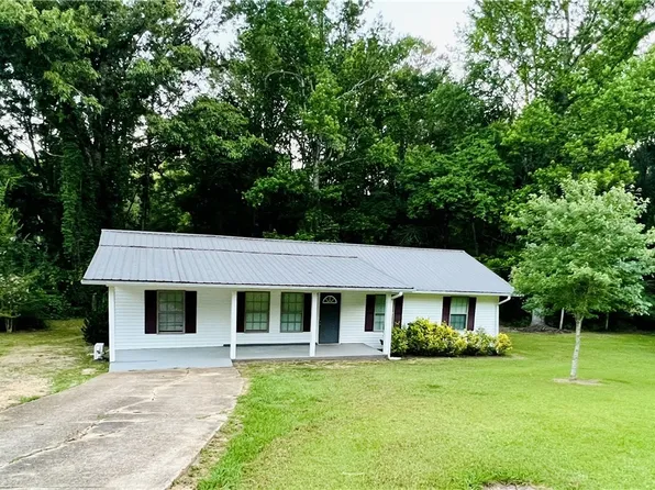 331 10th St SW, Fayette, AL 35555