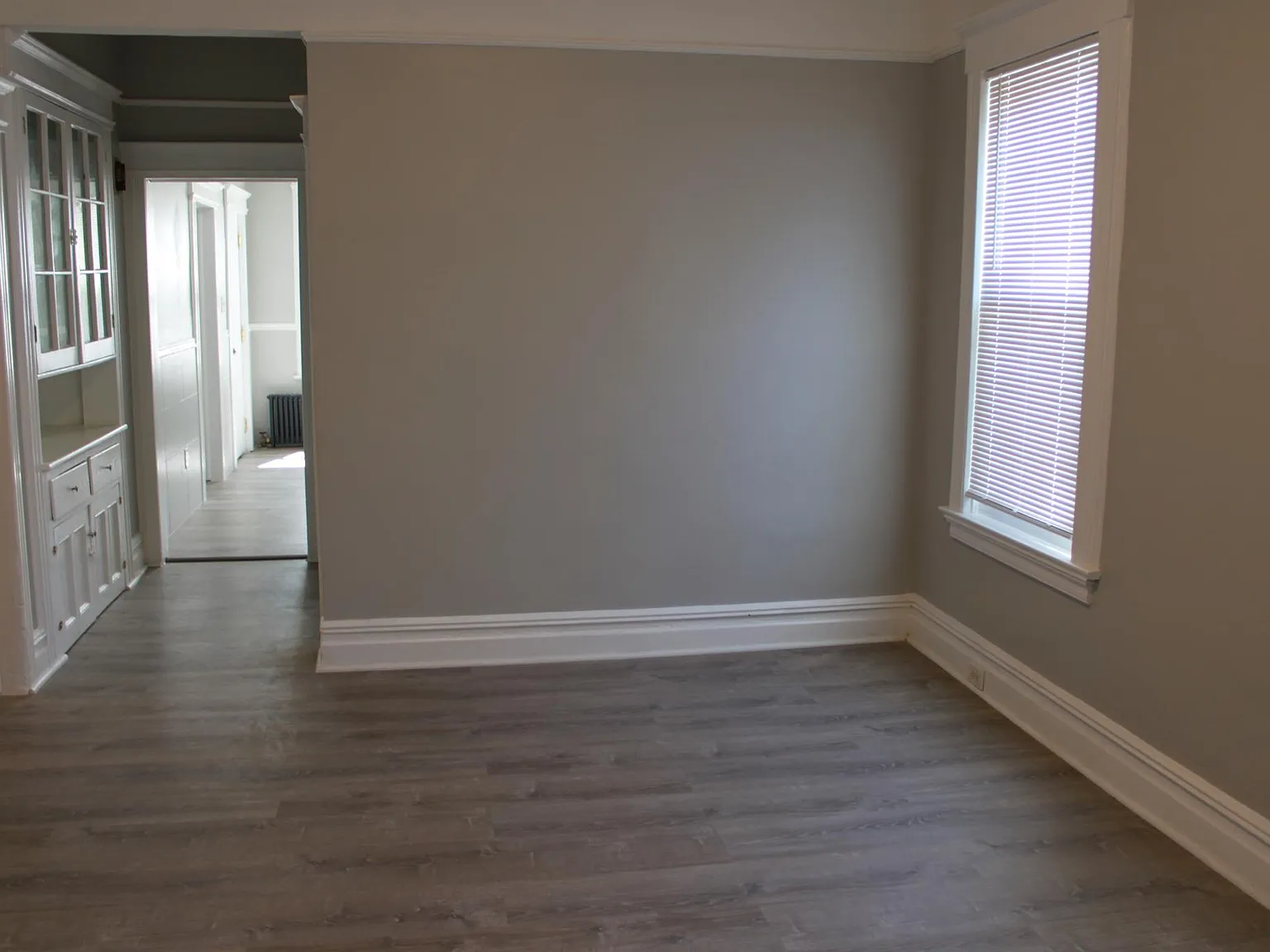 3 bed, 4439 sqft, $2,150 — Photo 3