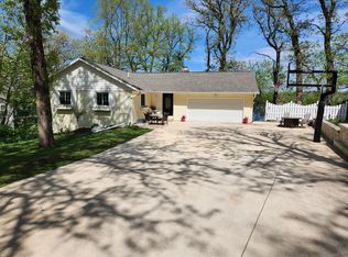 16578 255th Ave, Spirit Lake, IA 51360