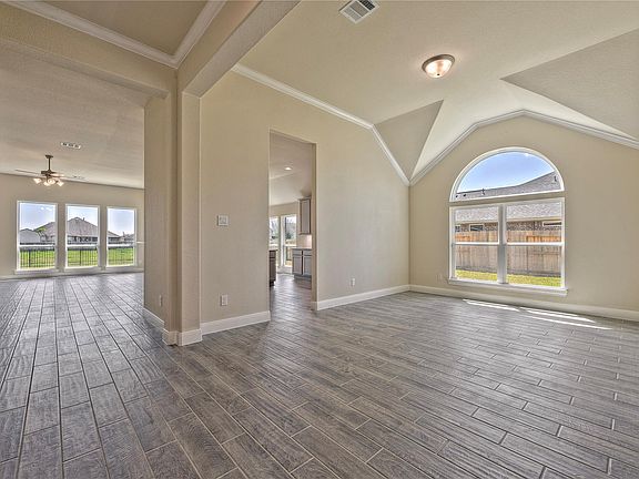 5th image of 11914 Champions Gate Dr