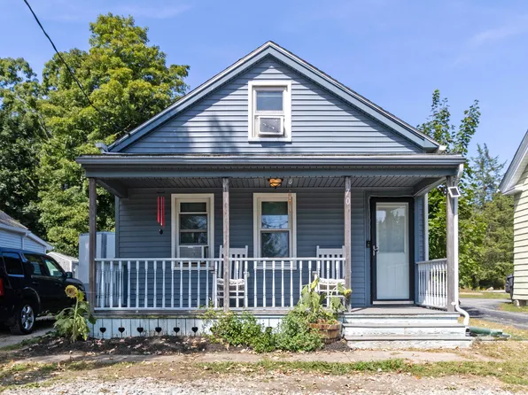 70 School Street, Plainfield, CT 06332