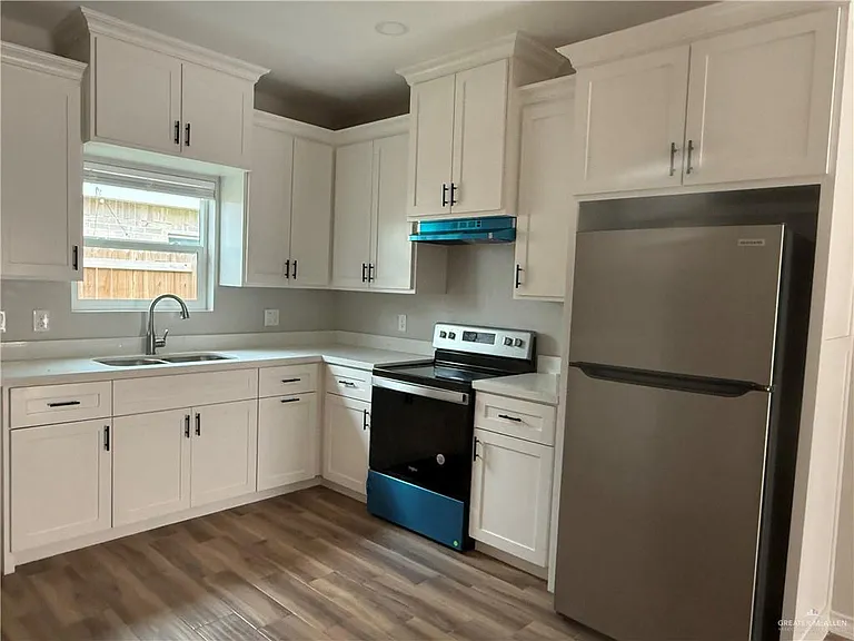 2613 E Israel Ave #1 — Photo 6