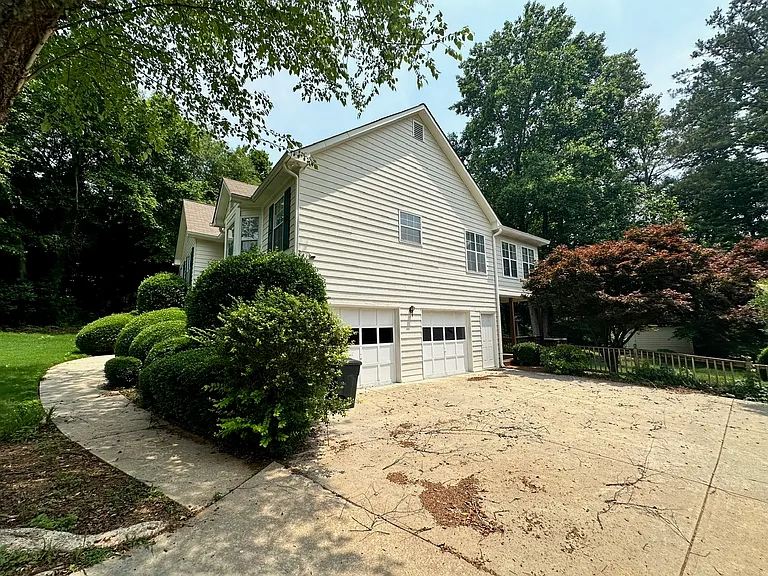 5885 Sarah Orr Ln — Photo 38