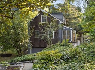 335 Barren Hill Rd, Conshohocken, PA 19428