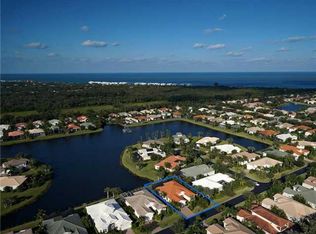 1332 W Island Club Sq, Vero Beach, FL 32963