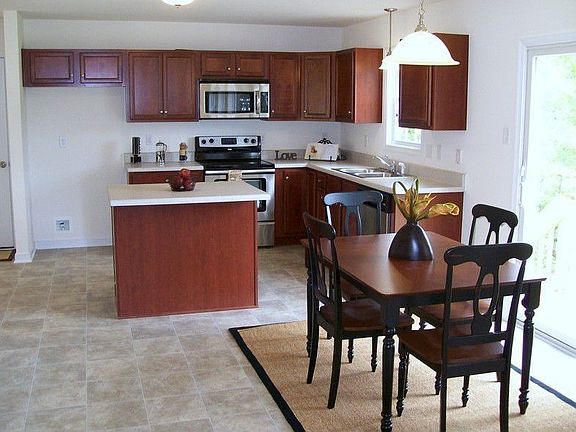 5th image of 2943 Lookout Ln