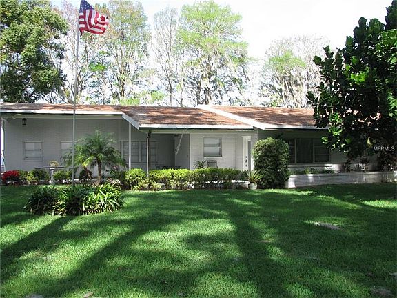 2nd image of 508 Lakeshore Dr