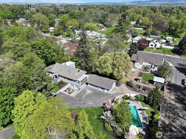 811 Statesman, Walla Walla, WA 99362