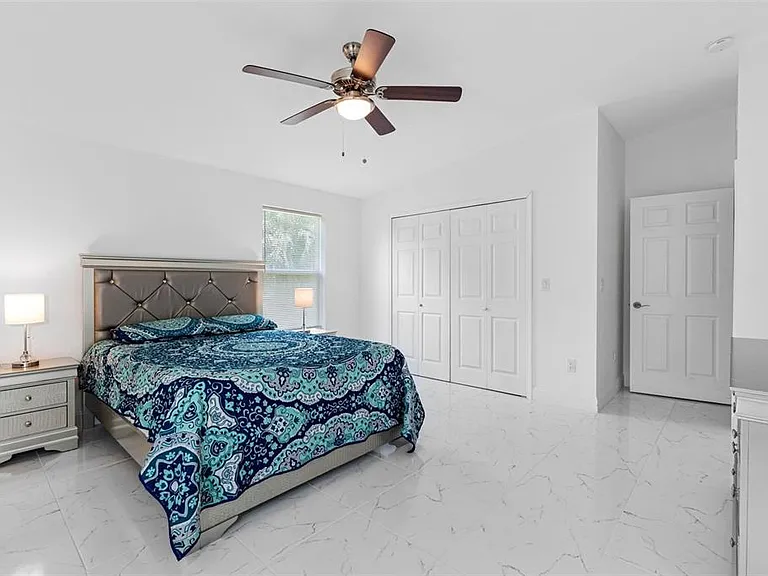6847 Woodsman Dr — Photo 23
