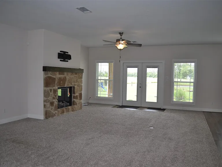 2502 Majestic Oaks Ct — Photo 12