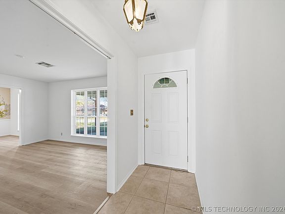 5th image of 7446 E 53rd Pl