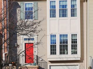 20350 Briarcliff Ter, Sterling, VA 20165