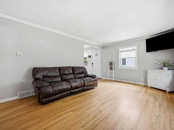 5th image of 1005 20th St S