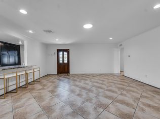 11172 Amestoy Ave, Granada Hills, CA 91344