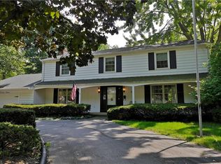 4587 Concord Dr, Fairview Park, OH