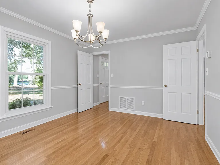 508 Piney Point Rd — Photo 15