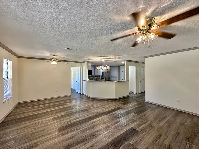 108 Meadow Lake Ln — Photo 6