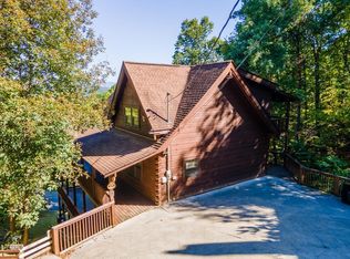 2321 Foxwell Way, Sevierville, TN 37876