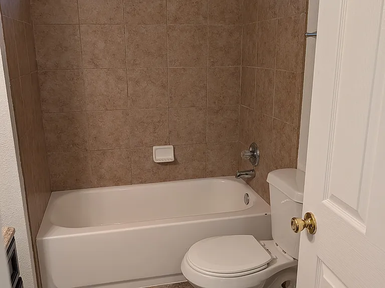 Full bath.