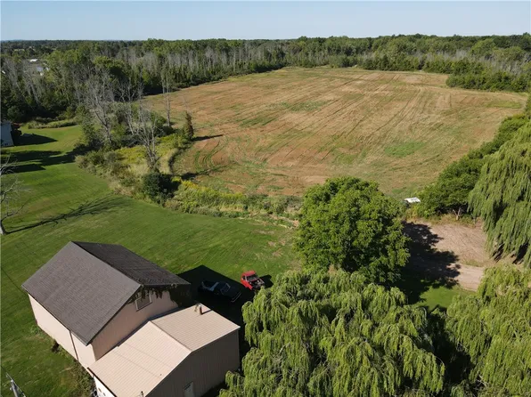 1901 Clarkson Parma Town Line Rd #8, Hilton, NY 14468