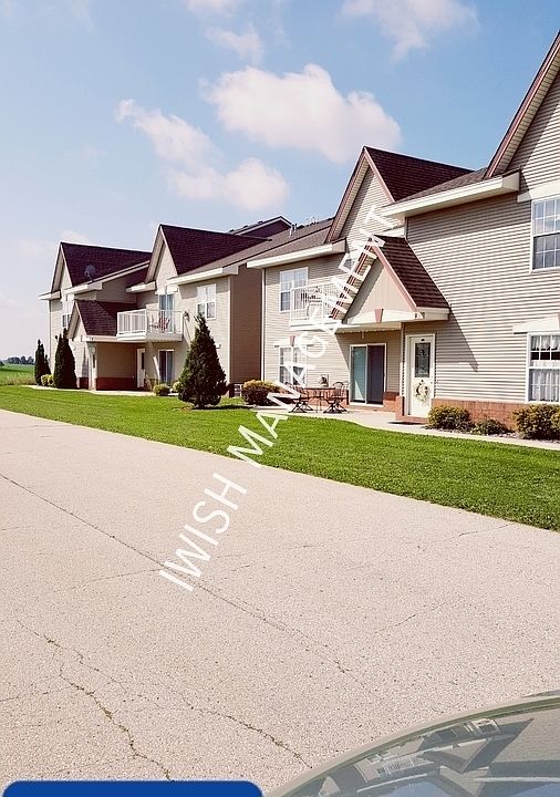 1st image of 401 Linden Dr APT E