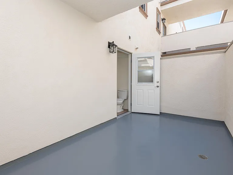 3650 Midvale Ave #108 — Photo 20