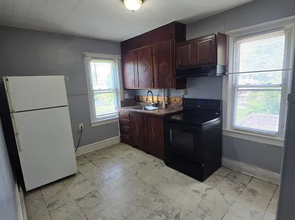 320 Cleveland Ave, Trenton, NJ 08629