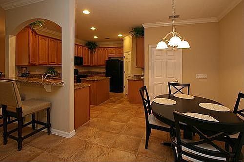 2nd image of 604 Venice Pl