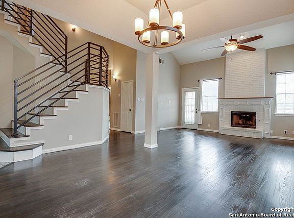 5th image of 1514 Firwick Dr