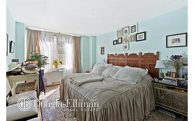 Rented by Douglas Elliman | media 31