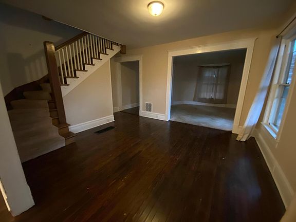 2nd image of 54-56 Butler St #54