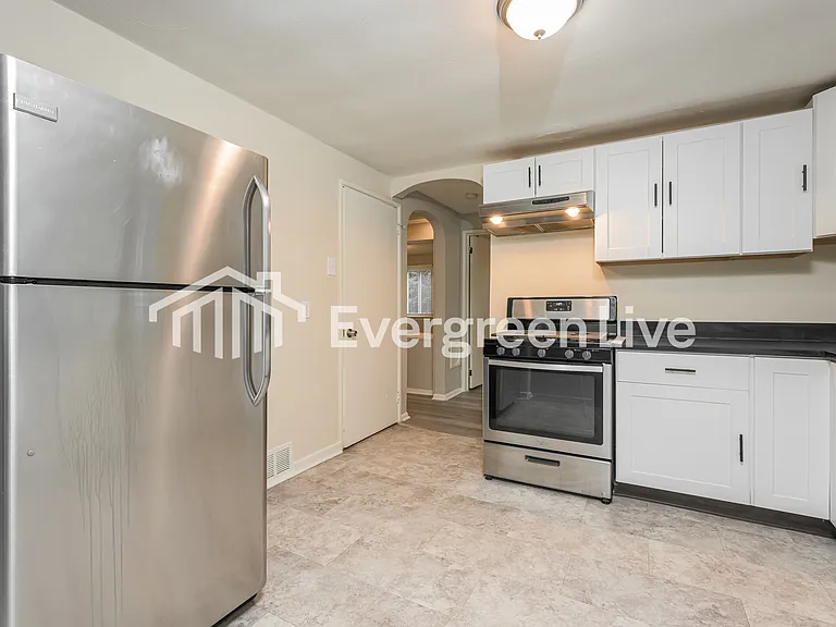 3788 Meadowbrook Rd — Photo 7