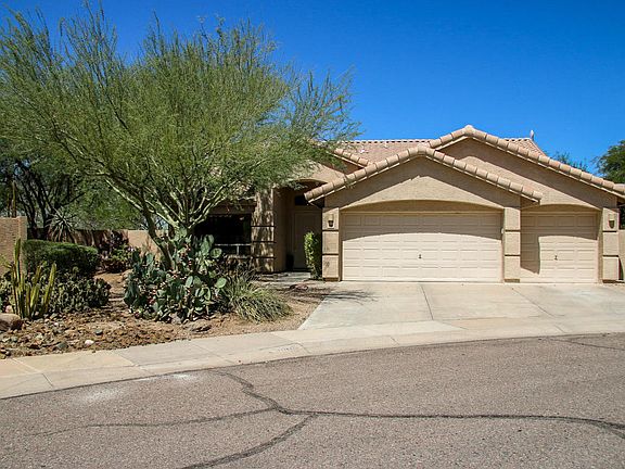 3rd image of 5006 E Barwick Dr