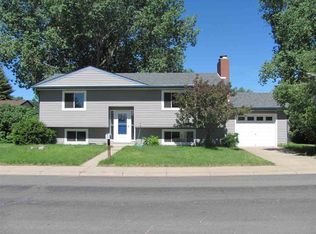 508 S 26th St, Laramie, WY 82070