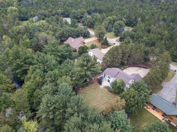 207 Cardinal Dr, Necedah, WI 54646