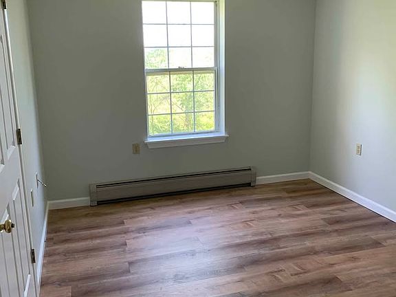 5th image of 157 Hildred Dr #157