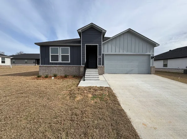 6400 Newark Dr, Alexander, AR 72002
