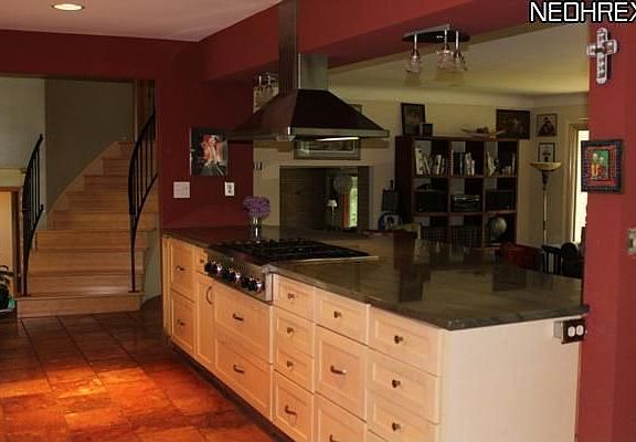 2nd image of 7431 Serio Dr