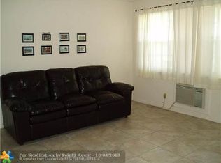 283 Markham Dr, Deerfield Beach, FL 33442