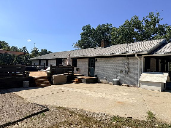 2nd image of 272 Grimes Rd