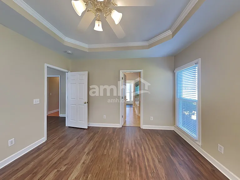 2885 Runnymeade Dr — Photo 9