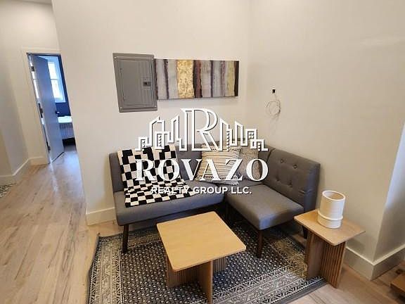 5th image of 28 Providence St #32-4B