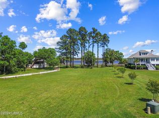 15 Reserve Dr, Seabrook, SC 29940