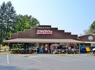 11267 Grove St, Mehama, OR 97384