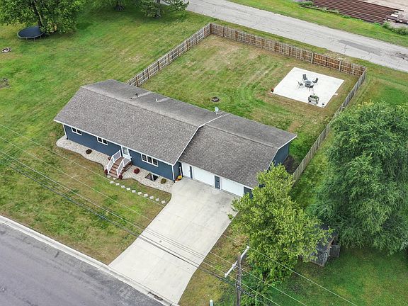 2nd image of 1806 Kansas Ave