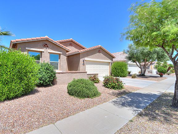 4th image of 2616 E DESERT WIND Drive