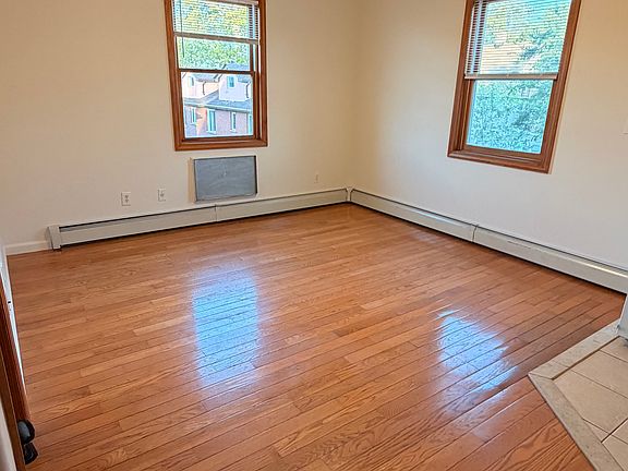3rd image of 106-20 31st Ave Floor 2