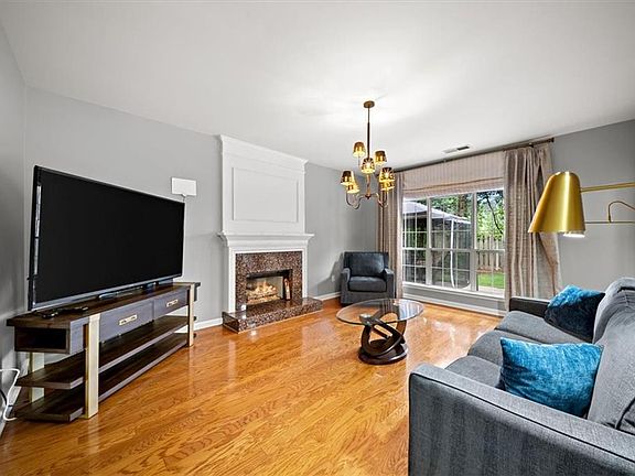 5th image of 3035 Baywood Way