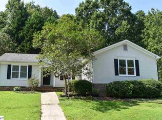 8 Vendue Ct, Simpsonville, SC 29681